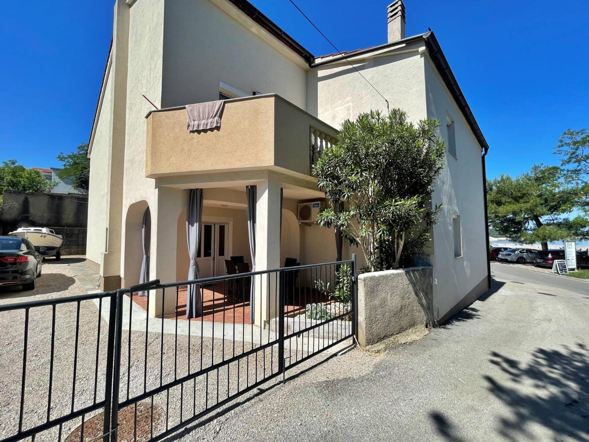 Apartment Butkovic Šilo Dış mekan fotoğraf